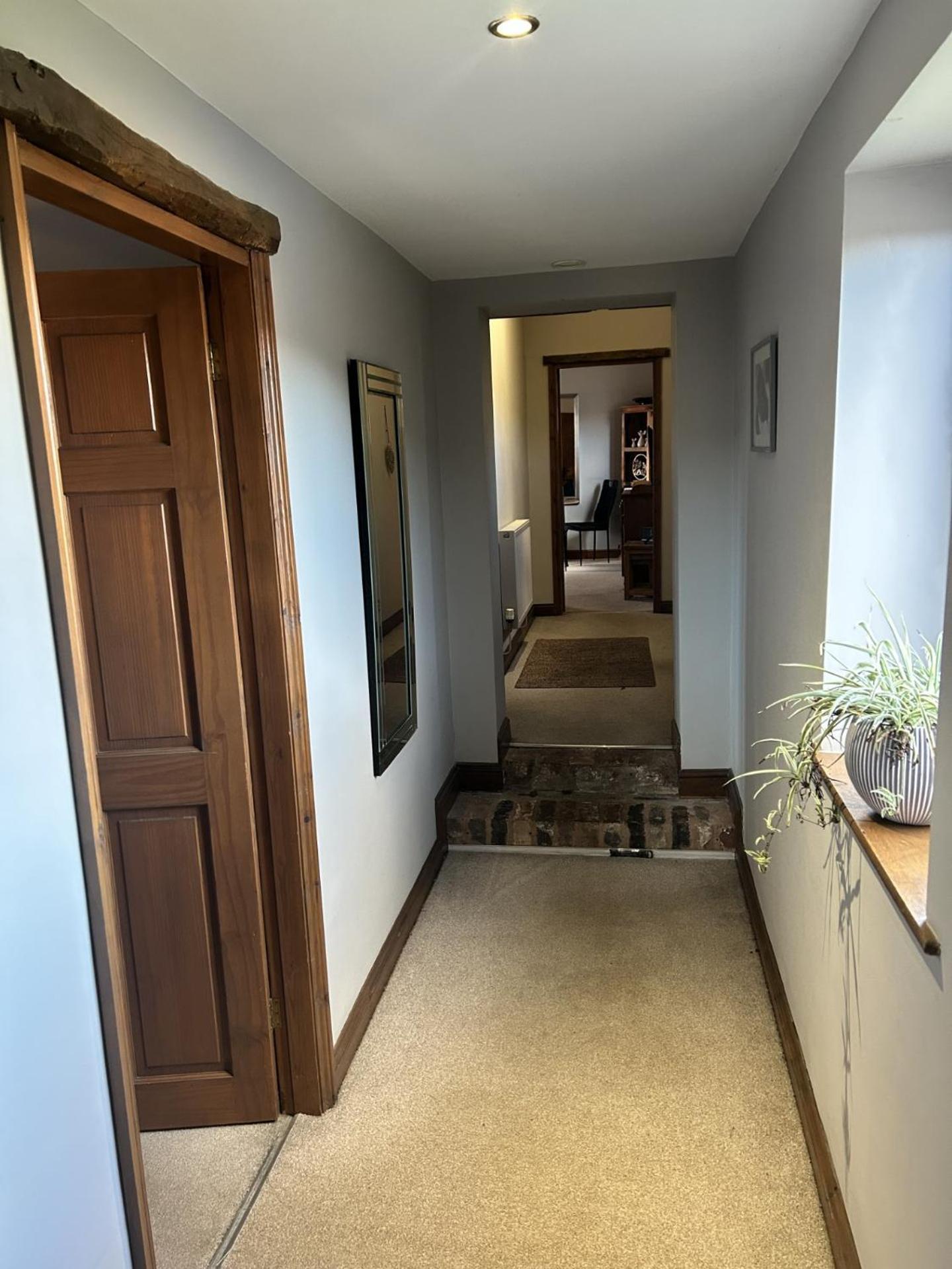 Holmleigh Annexe Apartment แทมเวิร์ธ ภายนอก รูปภาพ